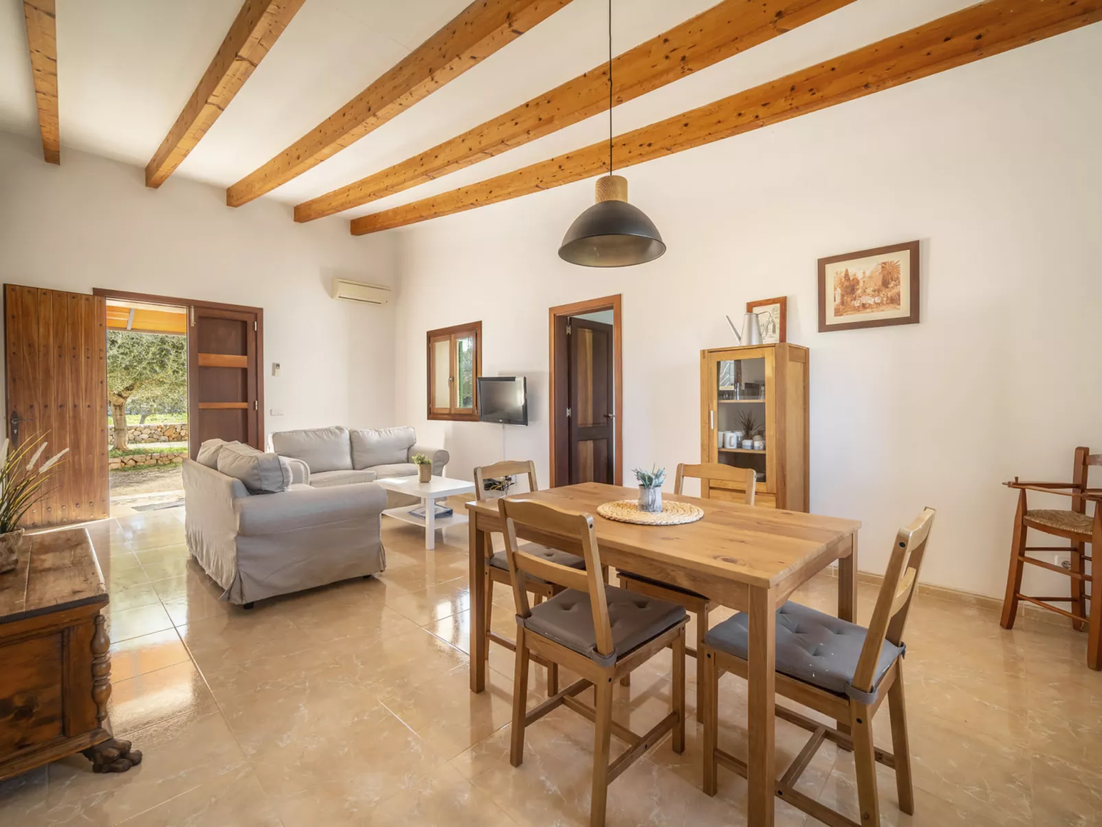 Son Ulari Petit-Binnen