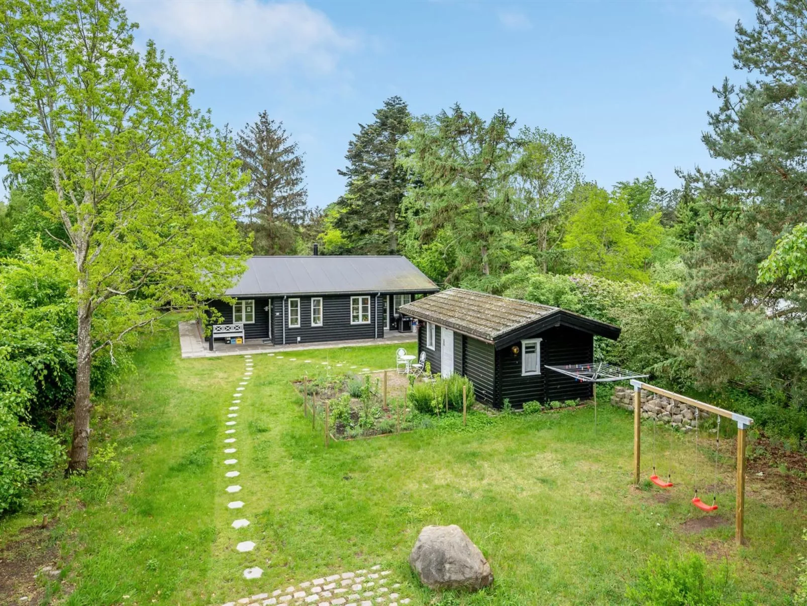 "Mariela" - 800m from the sea