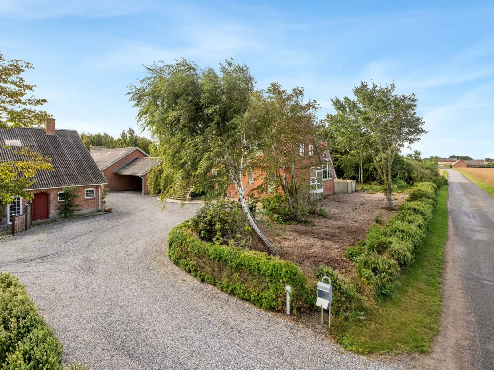 "Auguste" - 1.5km to the fjord