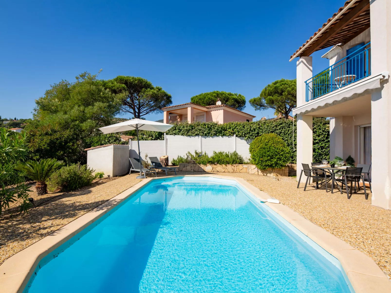 Le Mas d'Esquières 7-Buiten