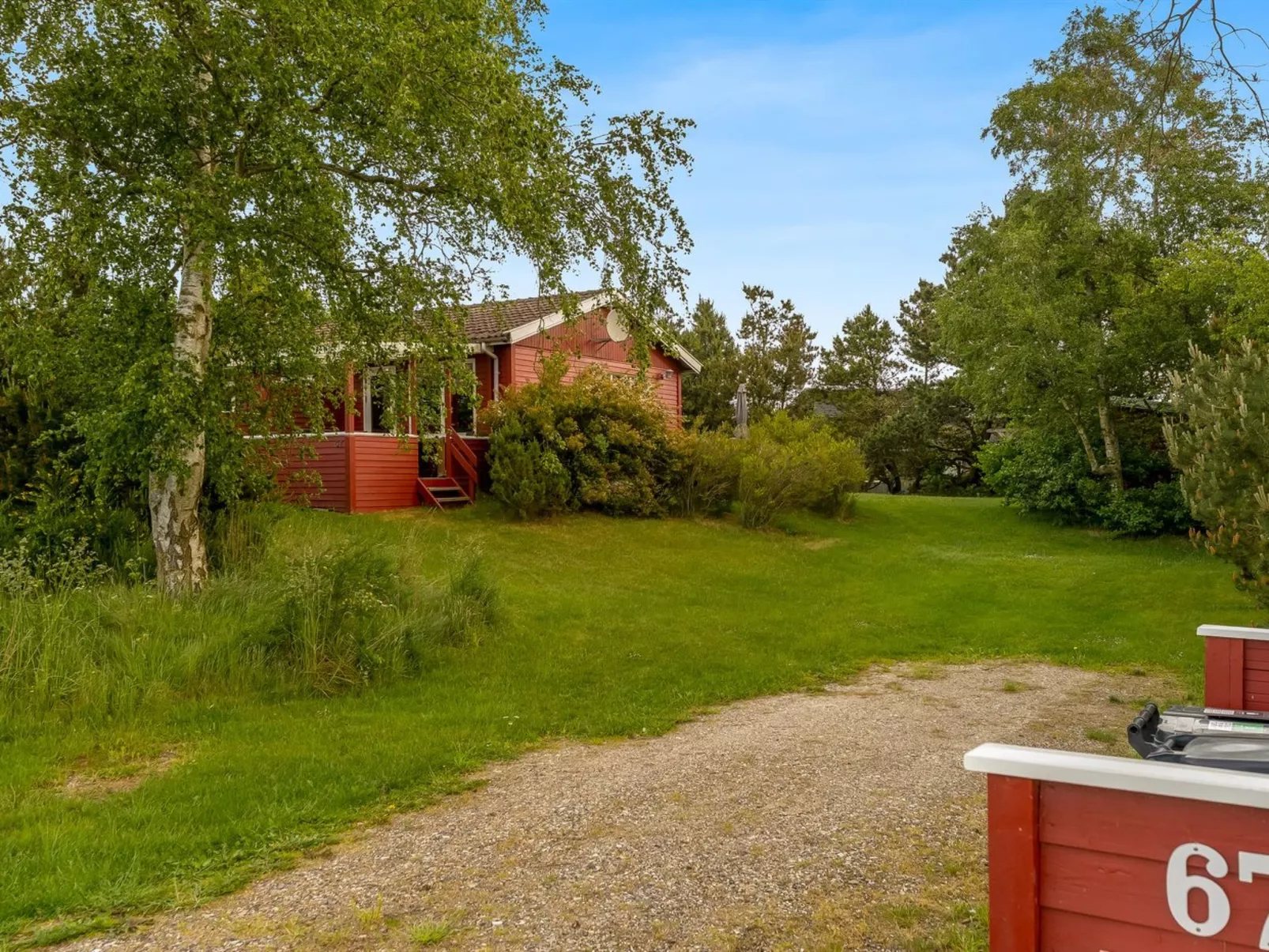 "Yanne" - 400m from the sea