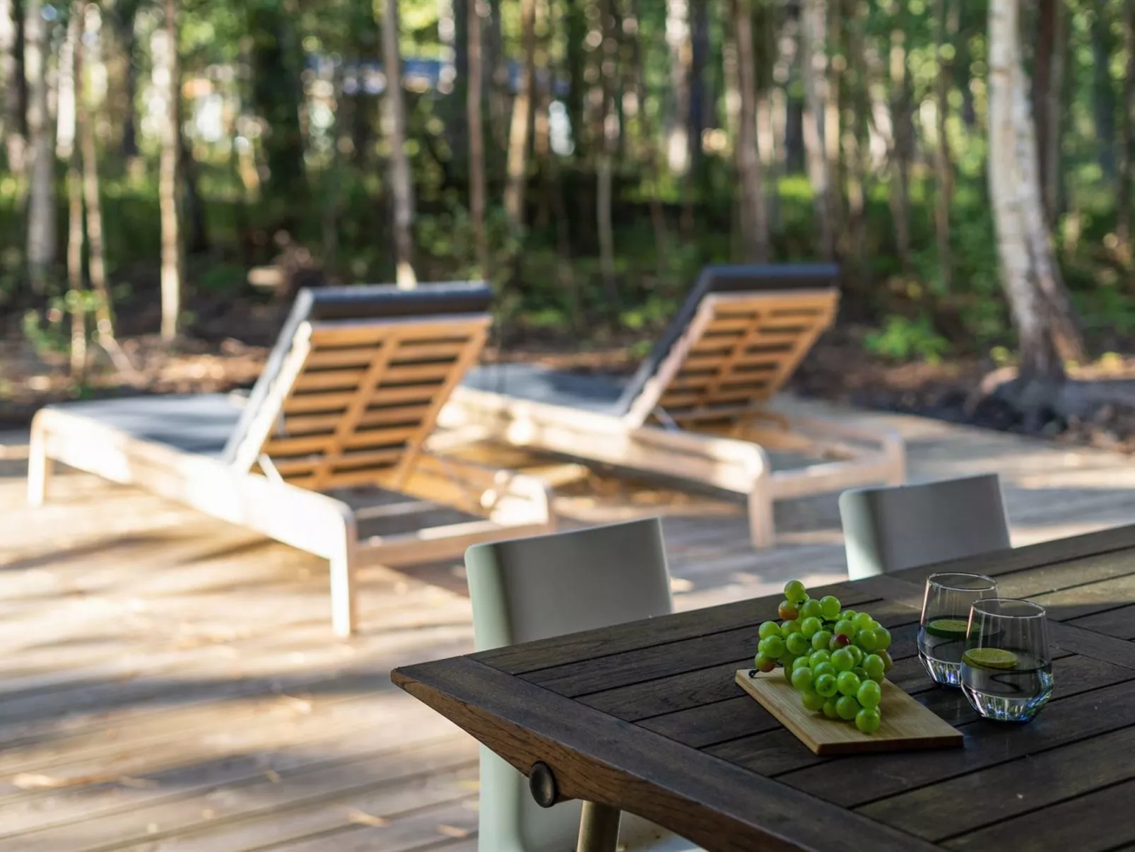 "Iwa" - 475m from the sea