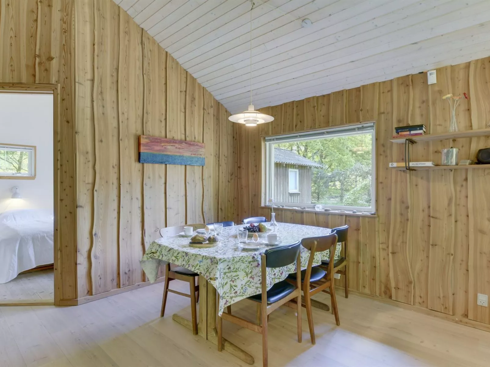 "Tydulf" - 34km from the sea