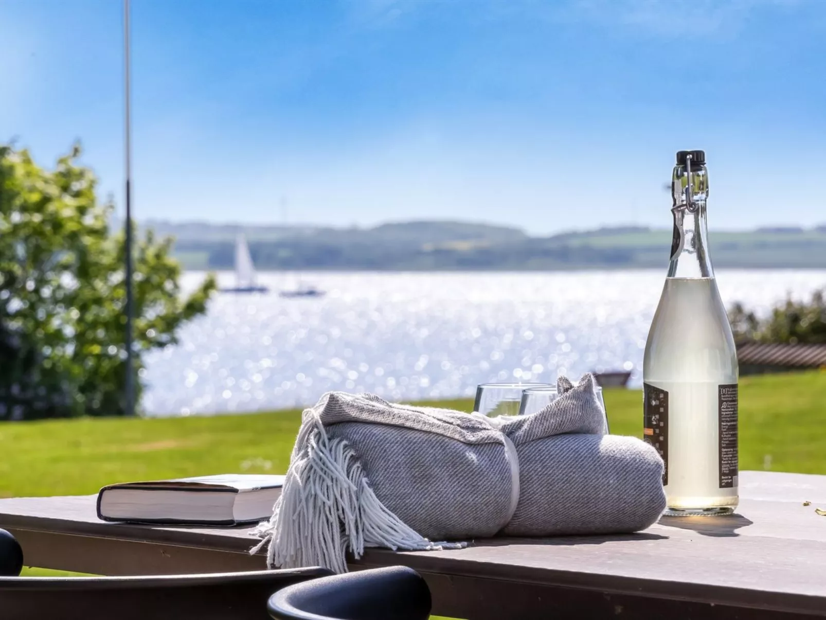 "Kara" - 100m to the fjord