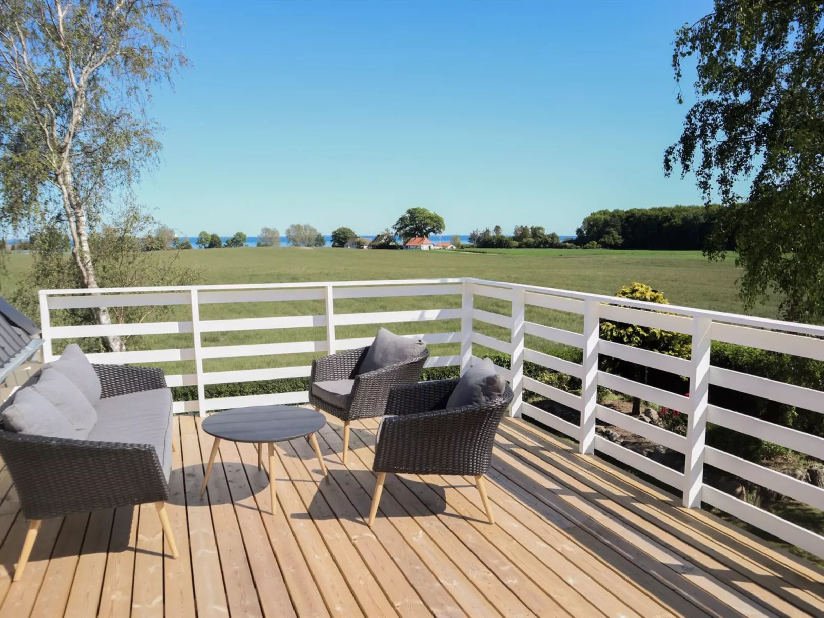 "Harre" - 300m from the sea