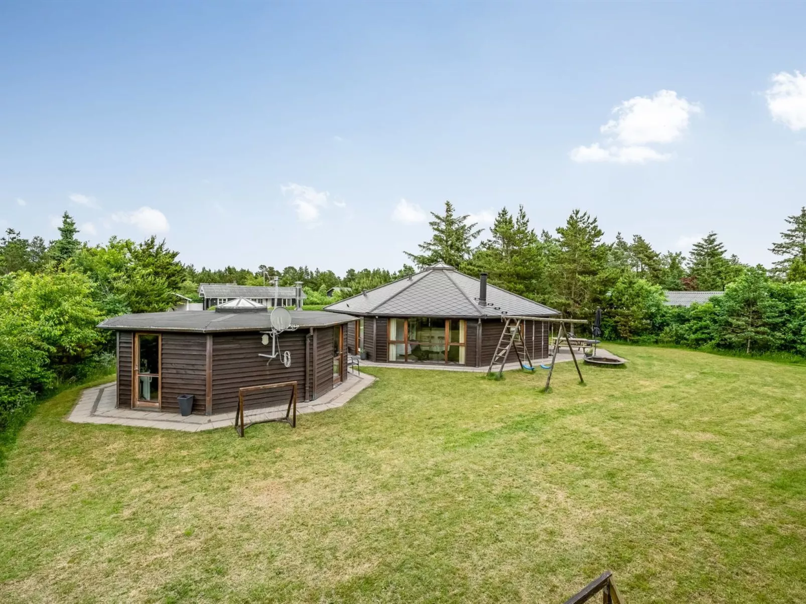 "Reiner" - 300m to the fjord