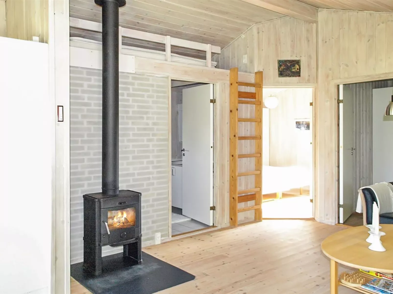 "Tia" - 900m from the sea