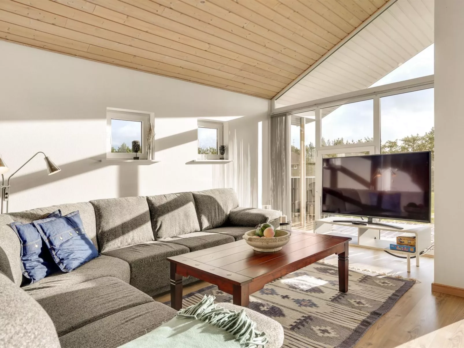 "Lirim" - 50m from the sea