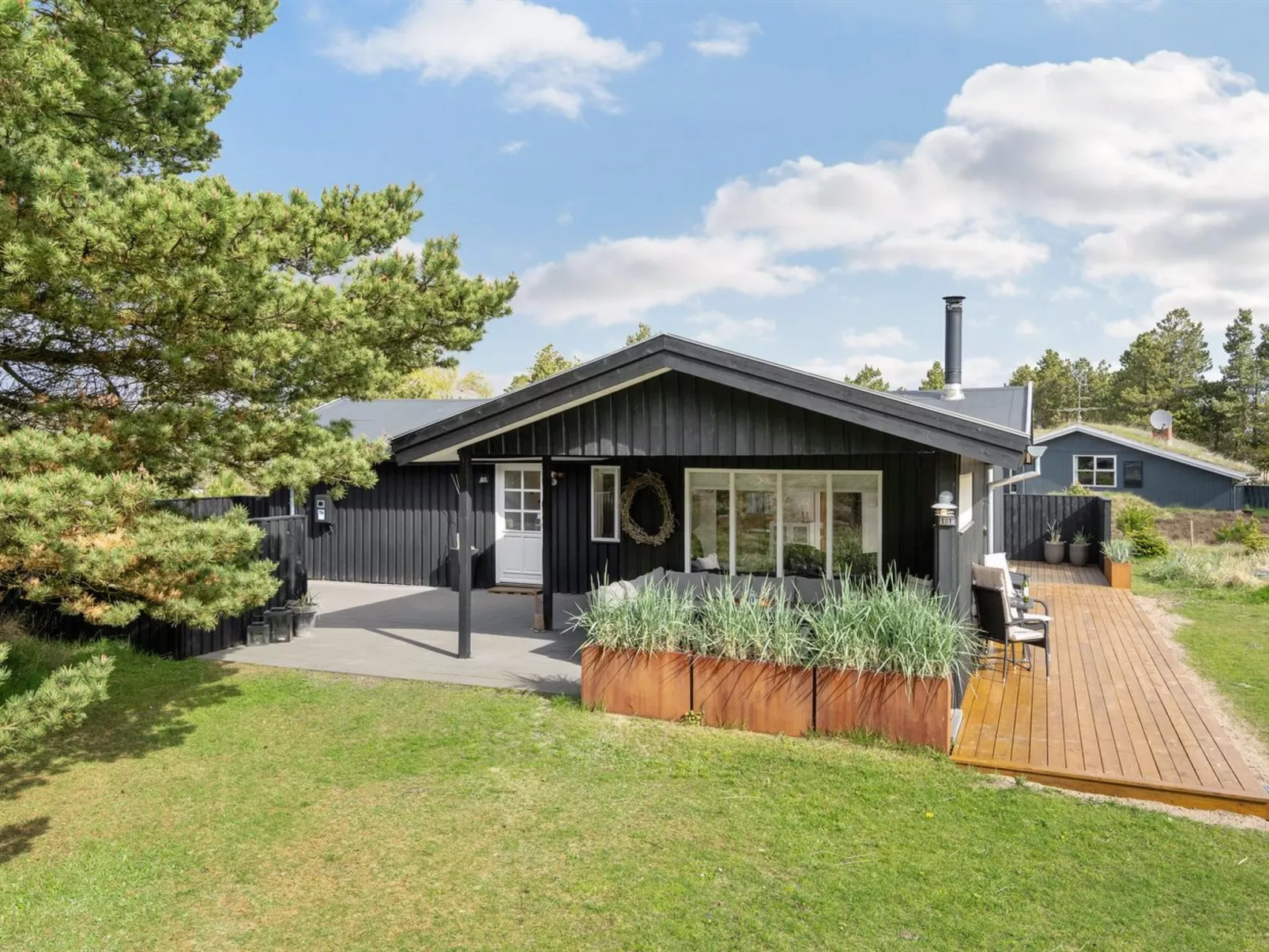 "Monja" - 2.2km from the sea