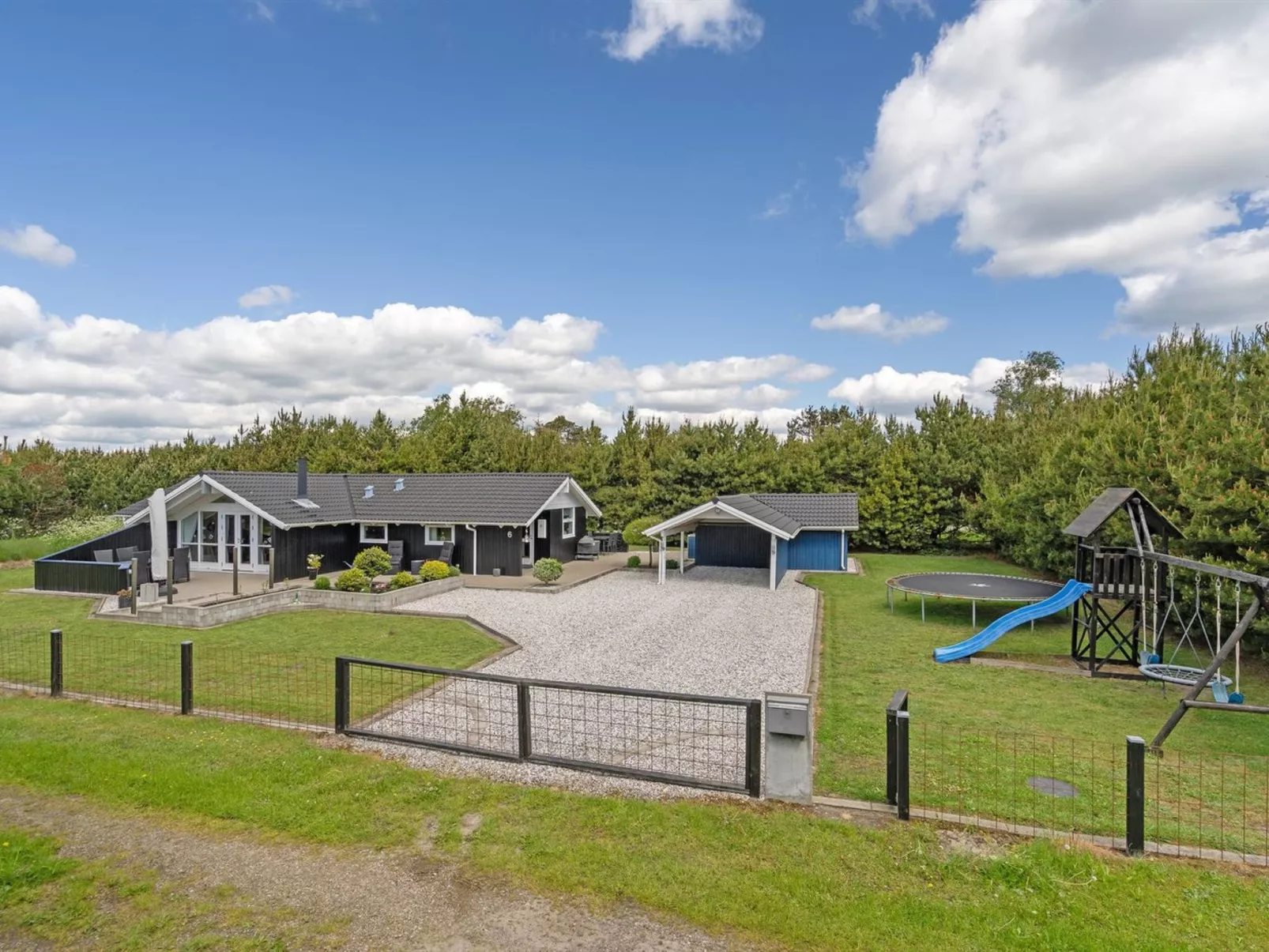 "Thore" - 400m from the sea-Buiten