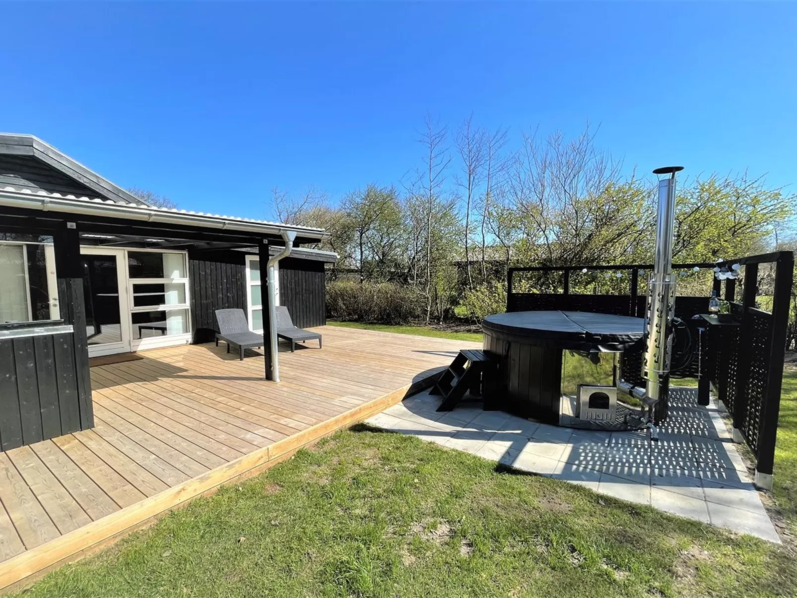 "Gustaf" - 400m to the fjord