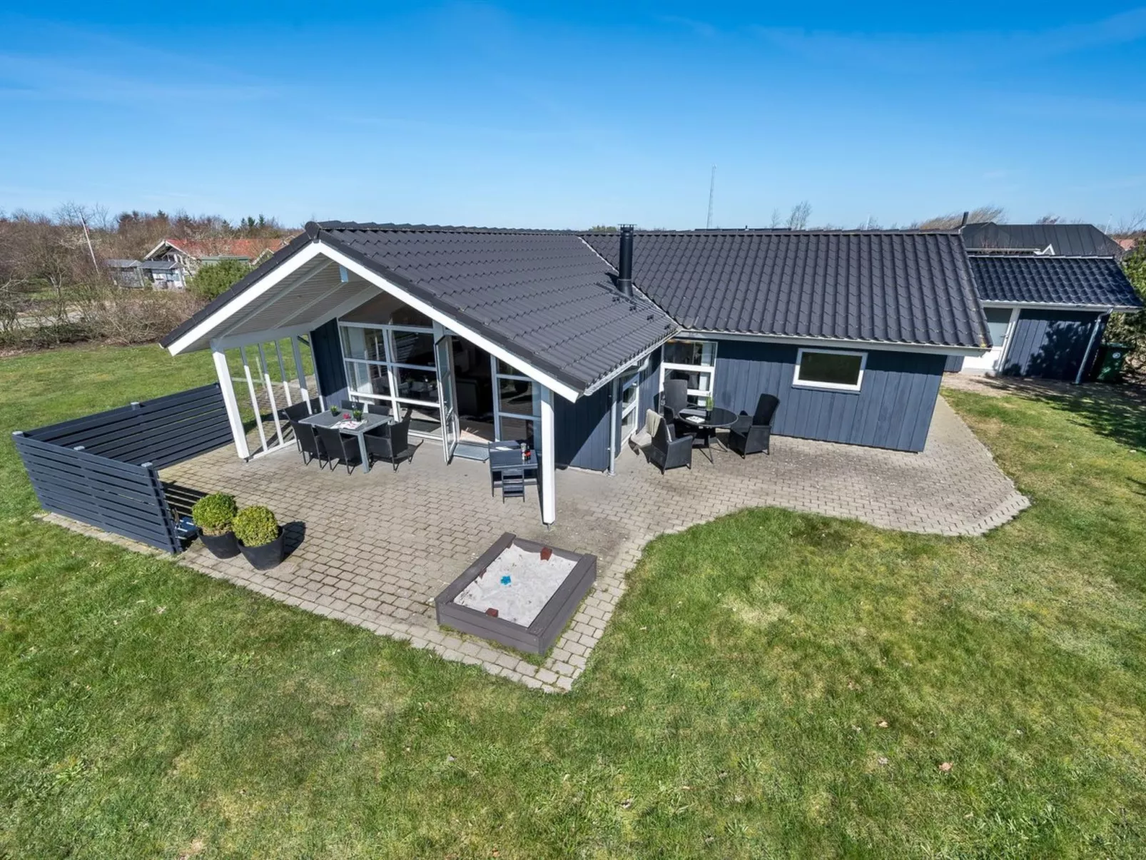 "Haagen" - 600m to the fjord