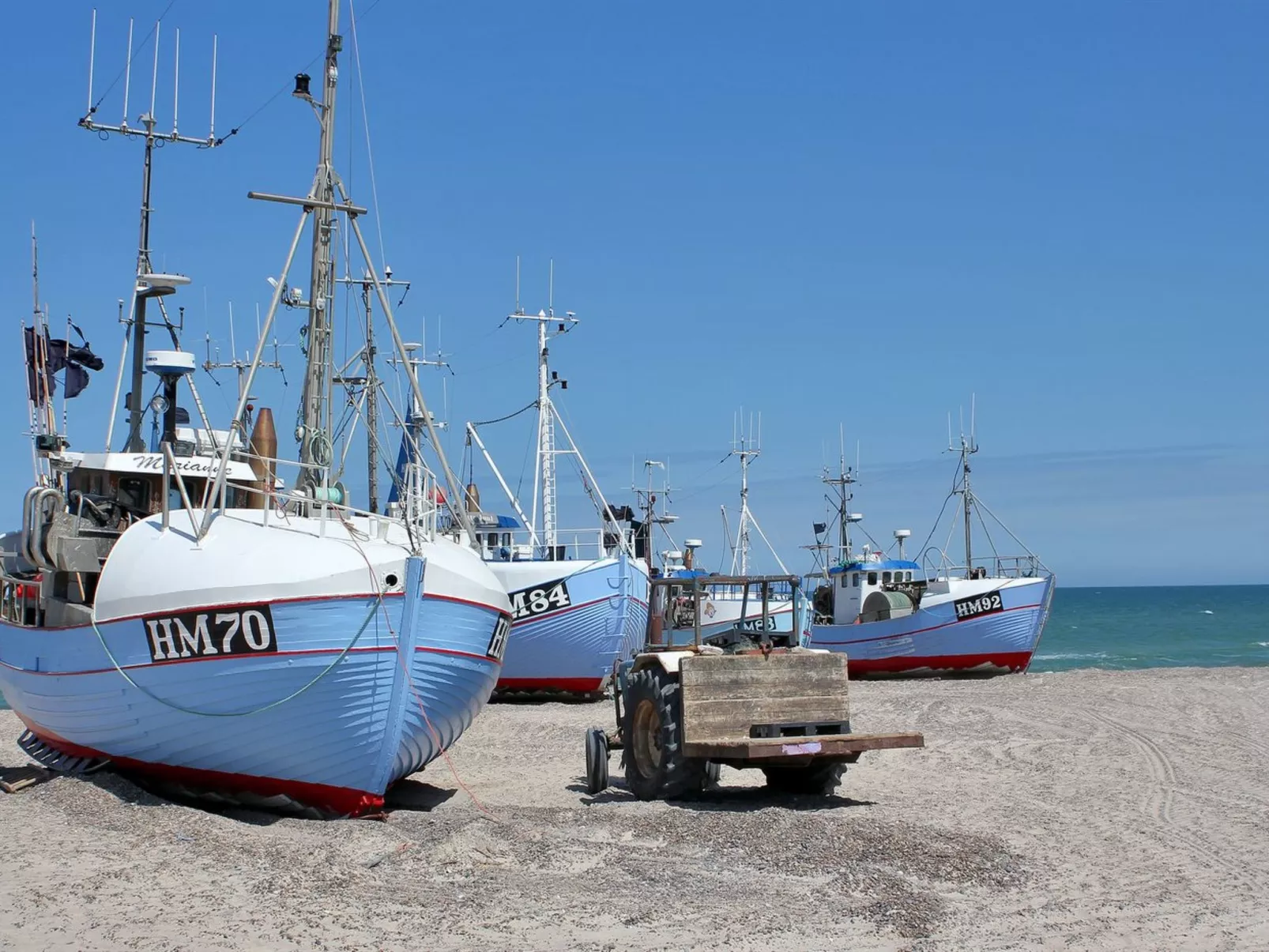 "Annick" - 300m from the sea