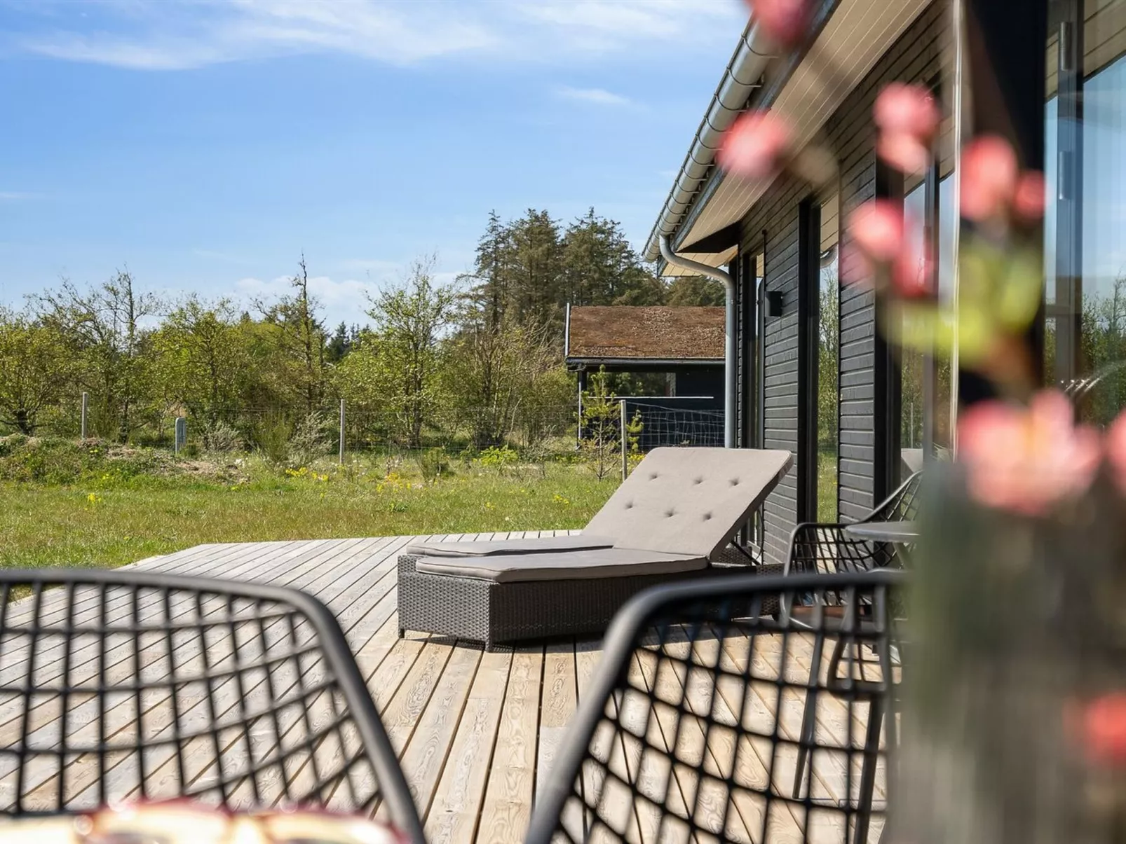 "Fredrika" - 1.5km from the sea