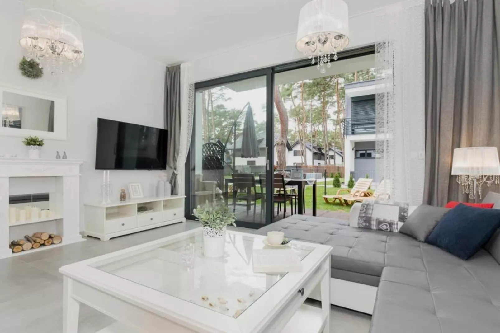 Domy szeregowe z dostępem do basenu Pobierowo