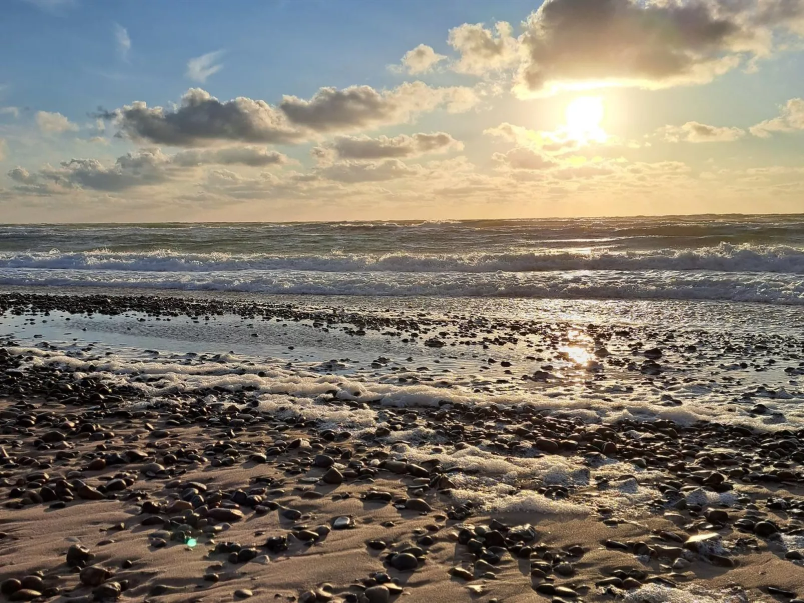 "Falk" - 900m from the sea