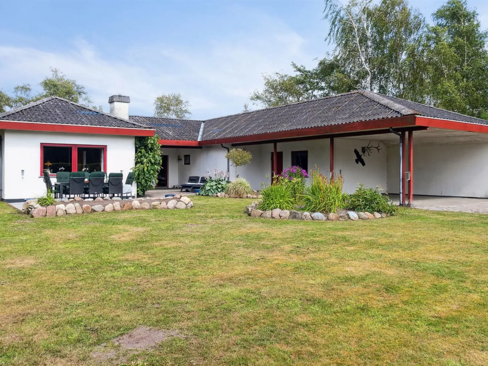 "Hakon" - 550m from the sea