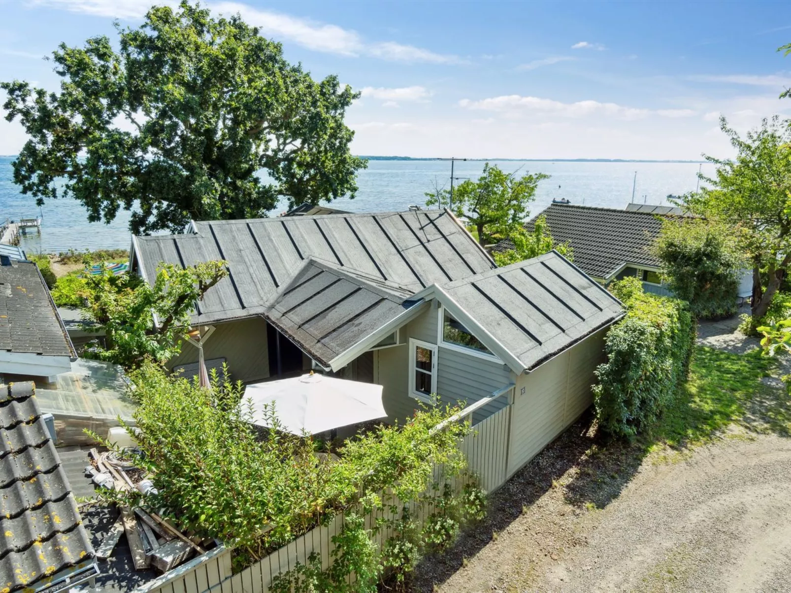 "Snari" - 10m from the sea