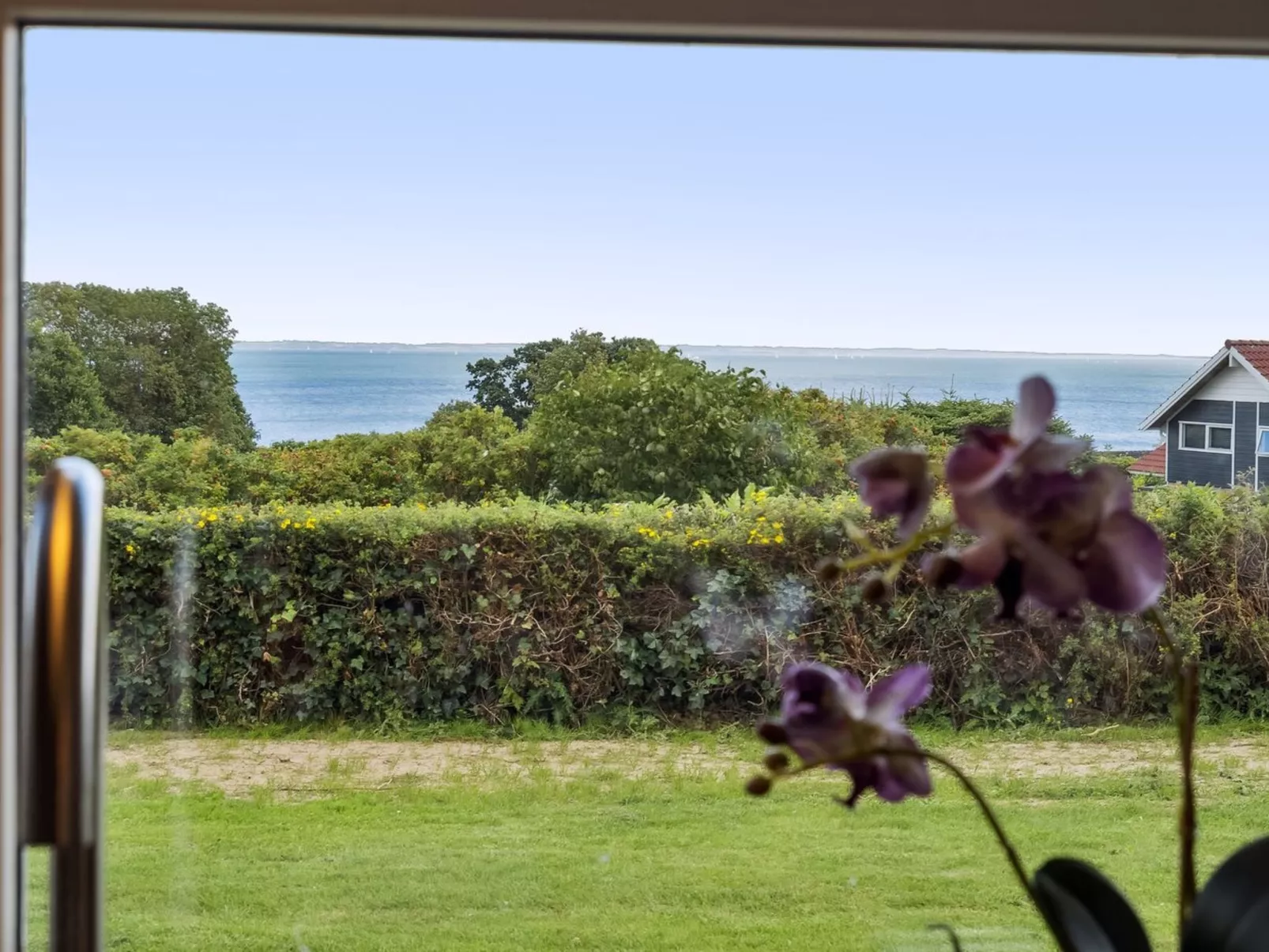 "Aarne" - 300m from the sea