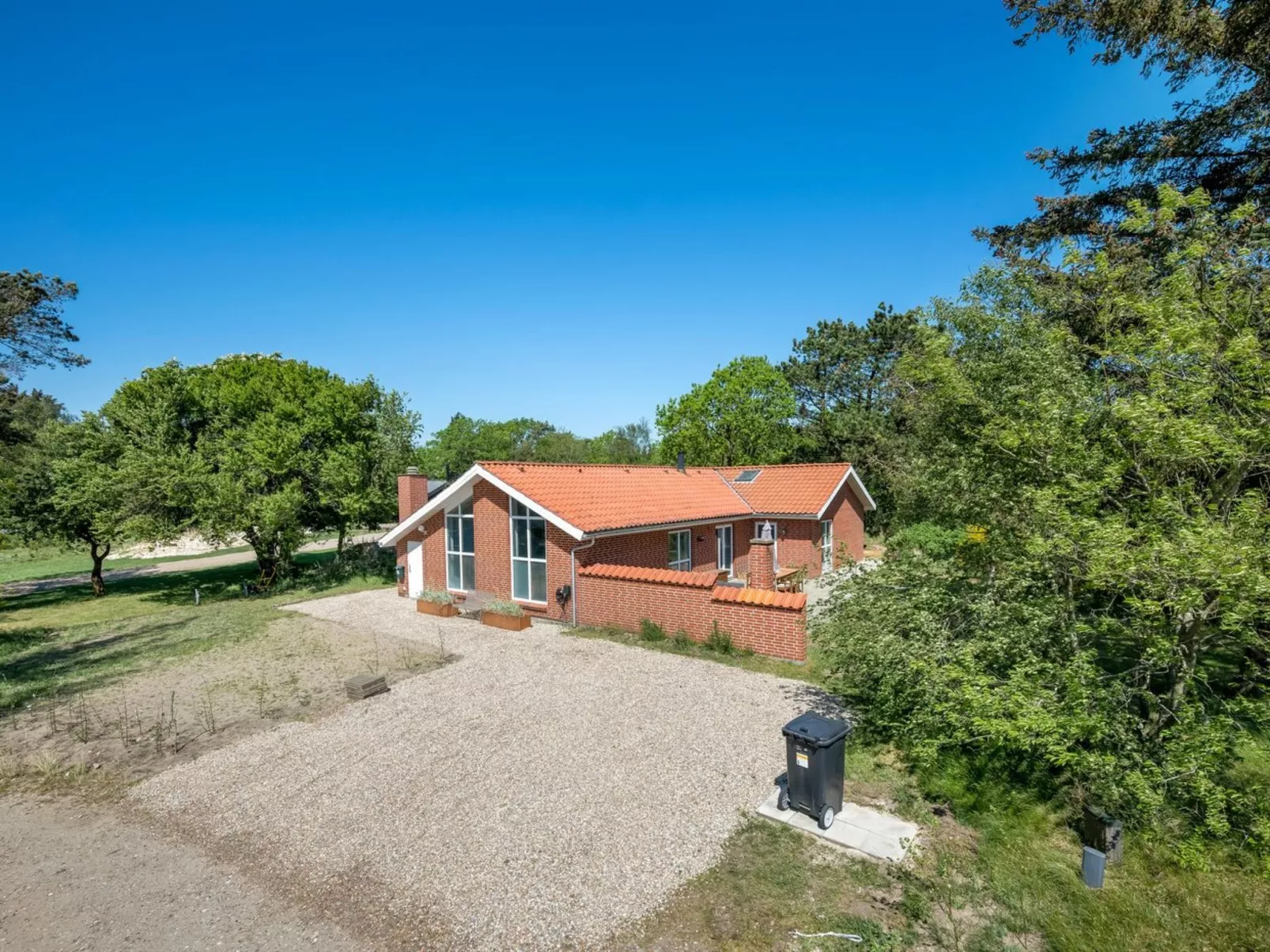 "Anniesette" - 1.5km from the sea