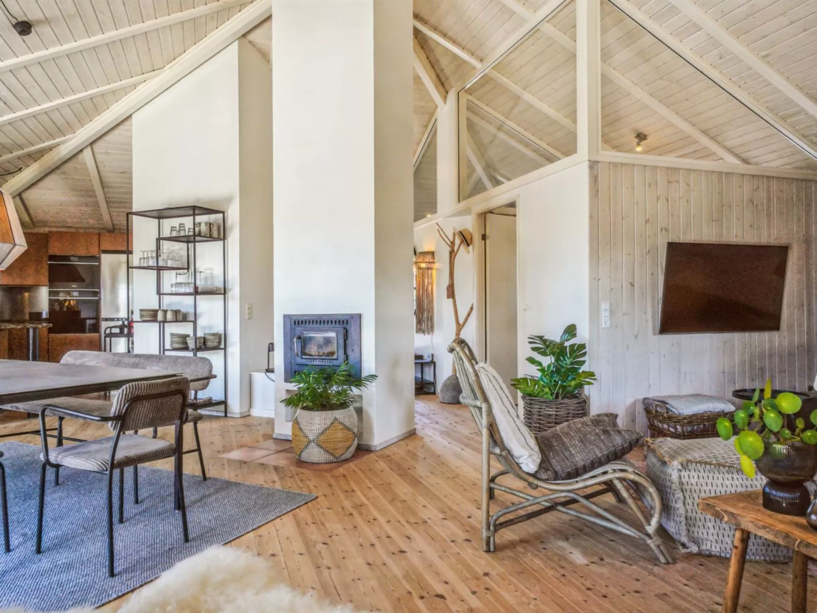 "Fridgerd" - 250m from the sea