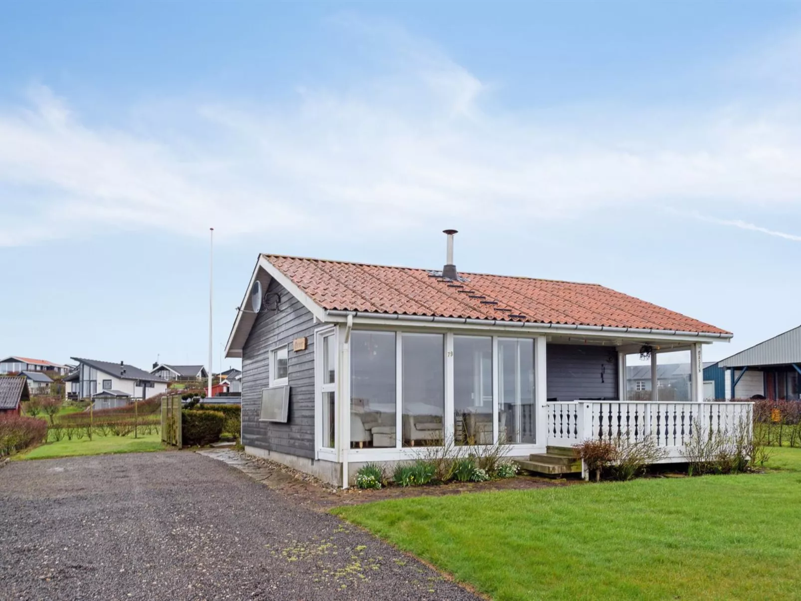 "Ormar" - 100m to the fjord