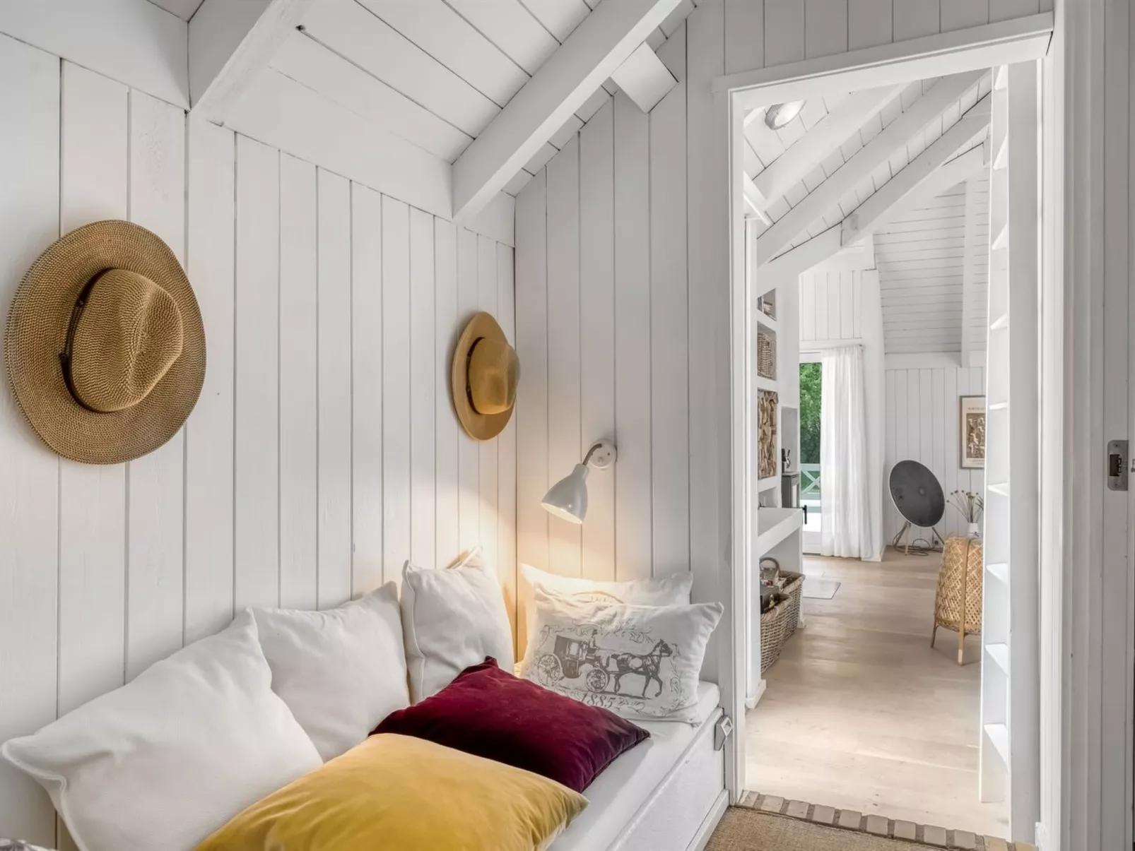 "Verner" - 900m from the sea