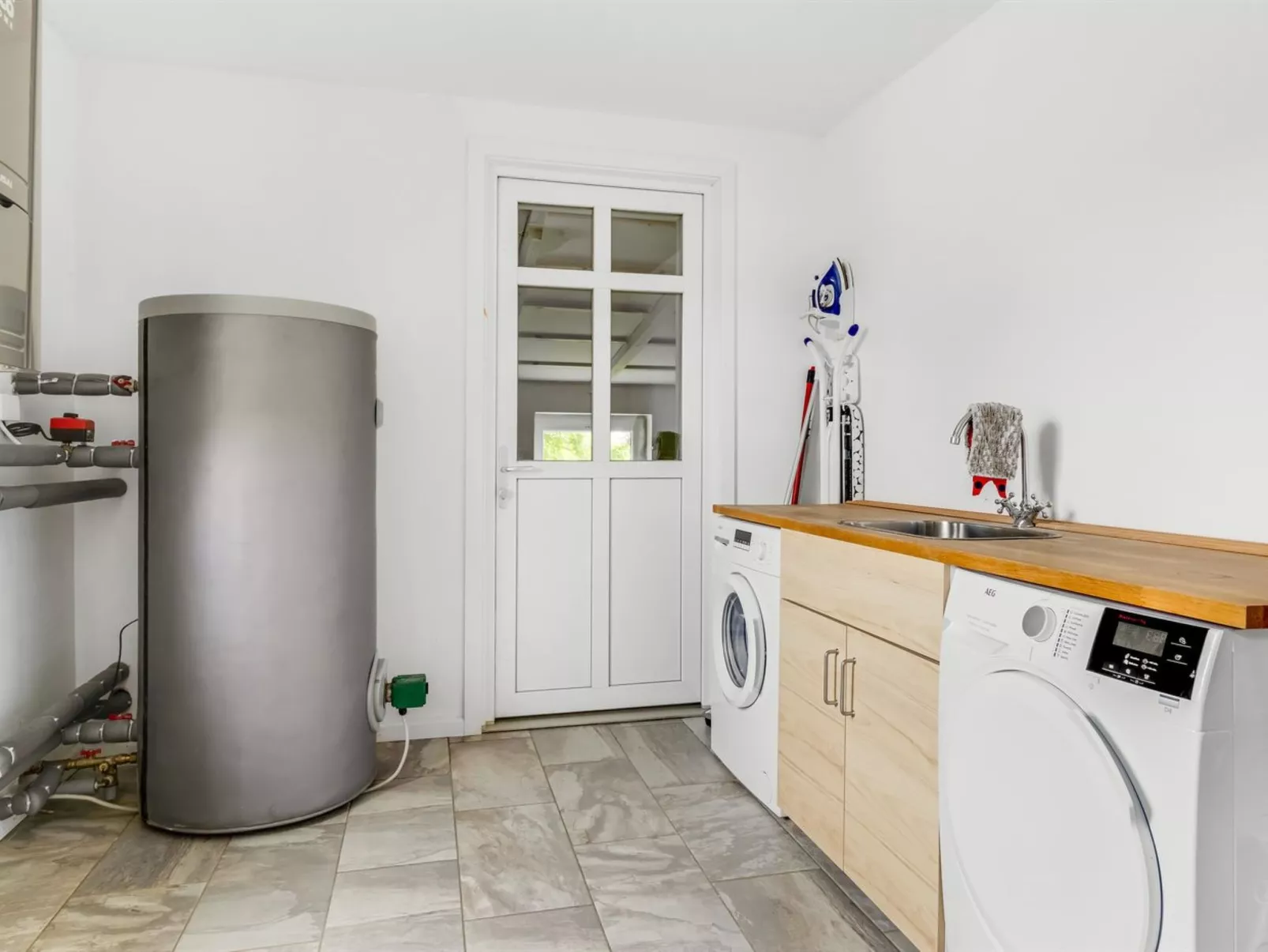 "Aliza" - 14km from the sea