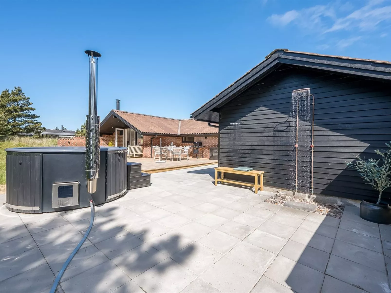 "Tilda" - 900m from the sea