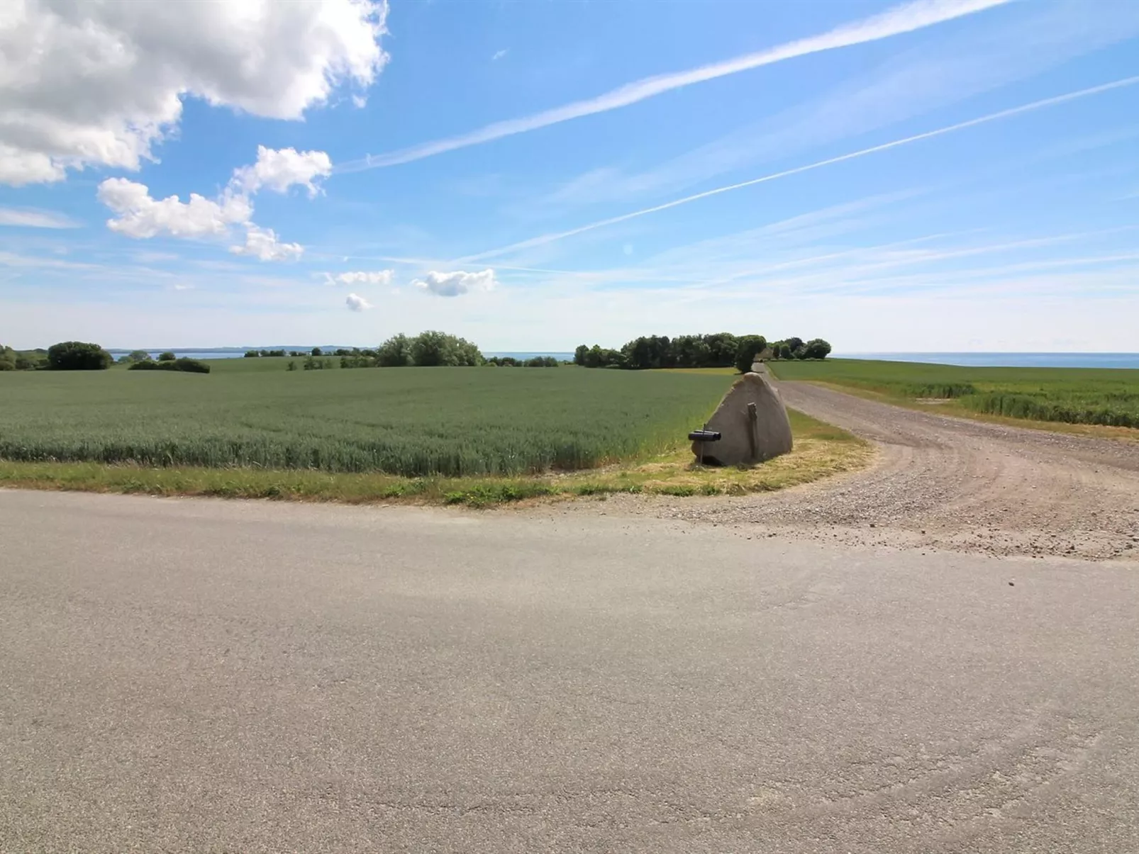 "Albertine" - 600m from the sea