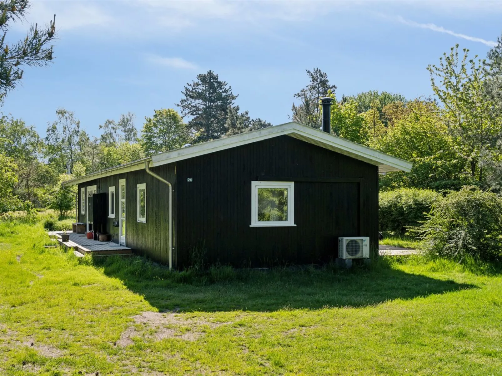 "Iliane" - 450m from the sea