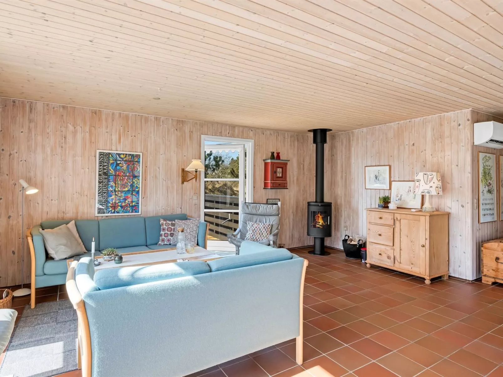 "Andrea" - 1.6km from the sea