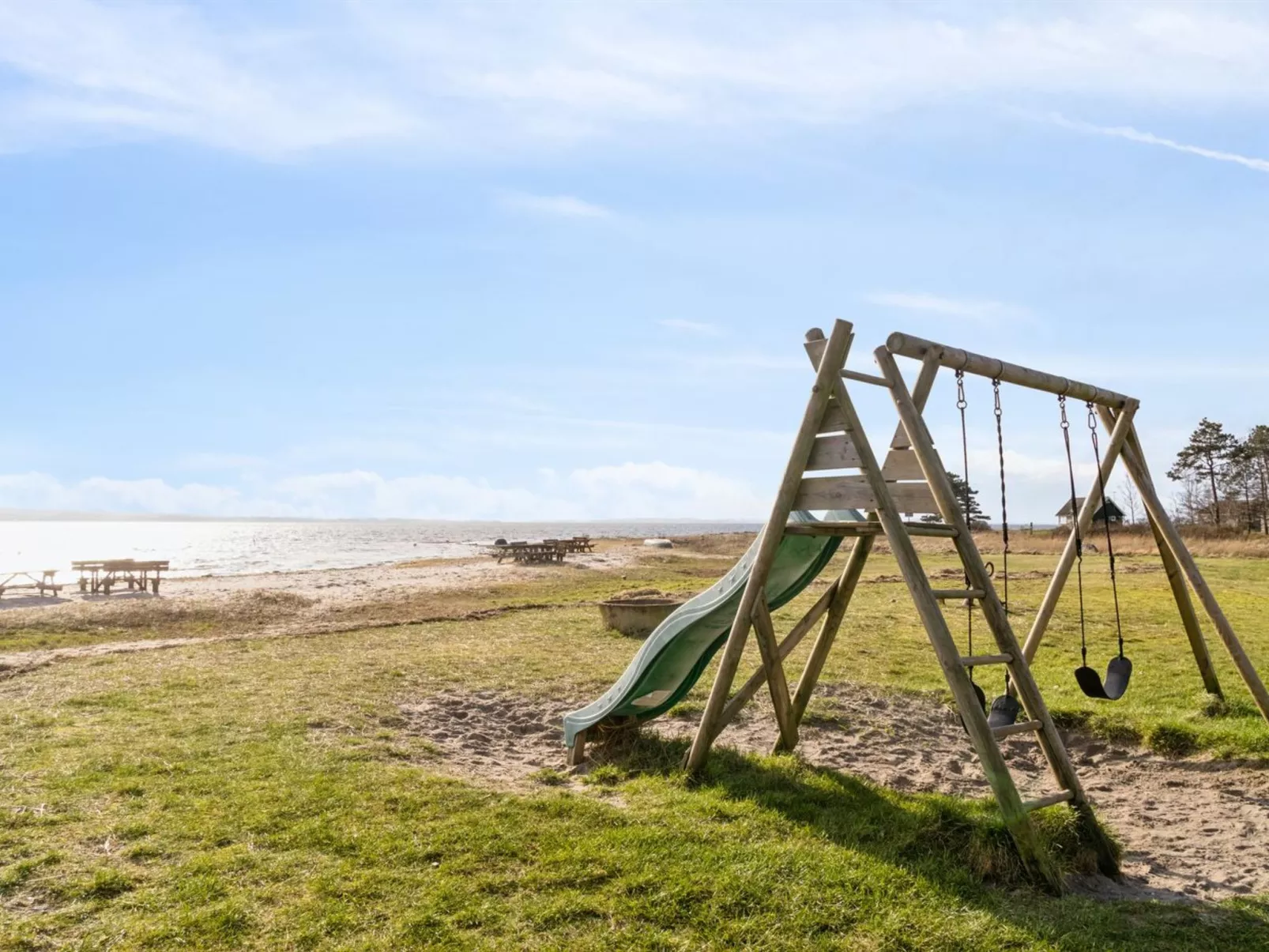 "Gyrid" - 150m from the sea