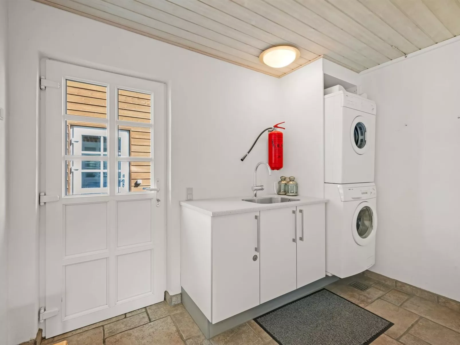 "Adia" - 300m from the sea