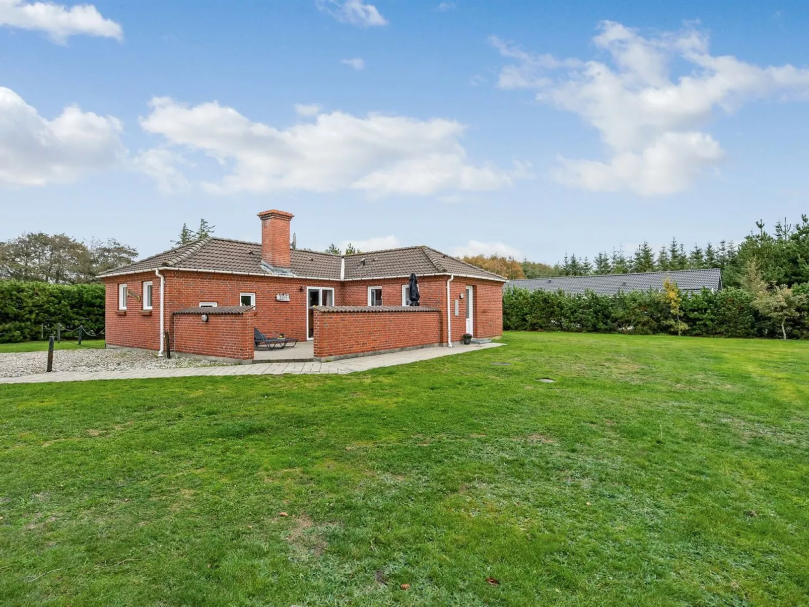 "Pernilla" - 2km from the sea