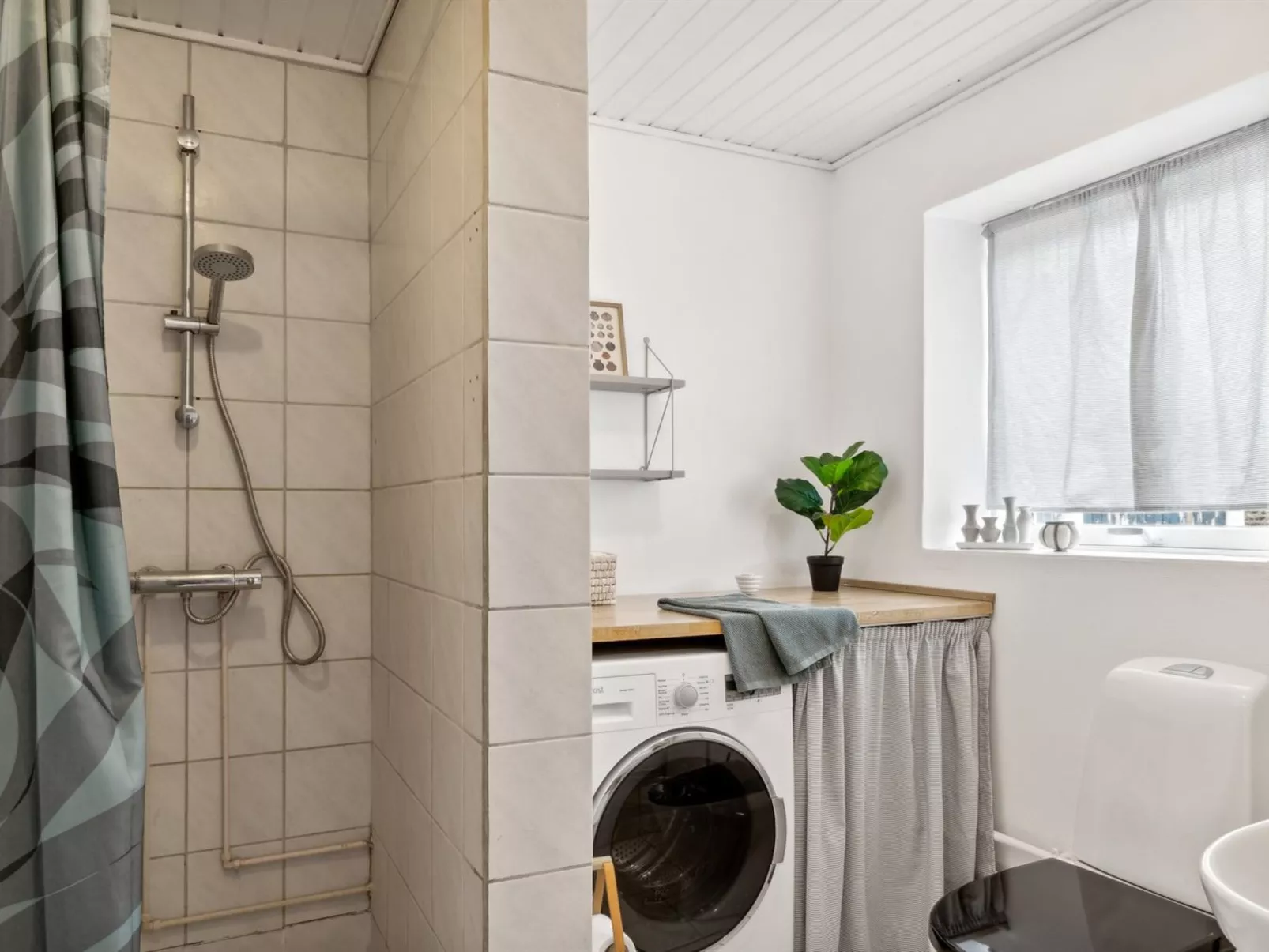 "Kara" - 450m from the sea