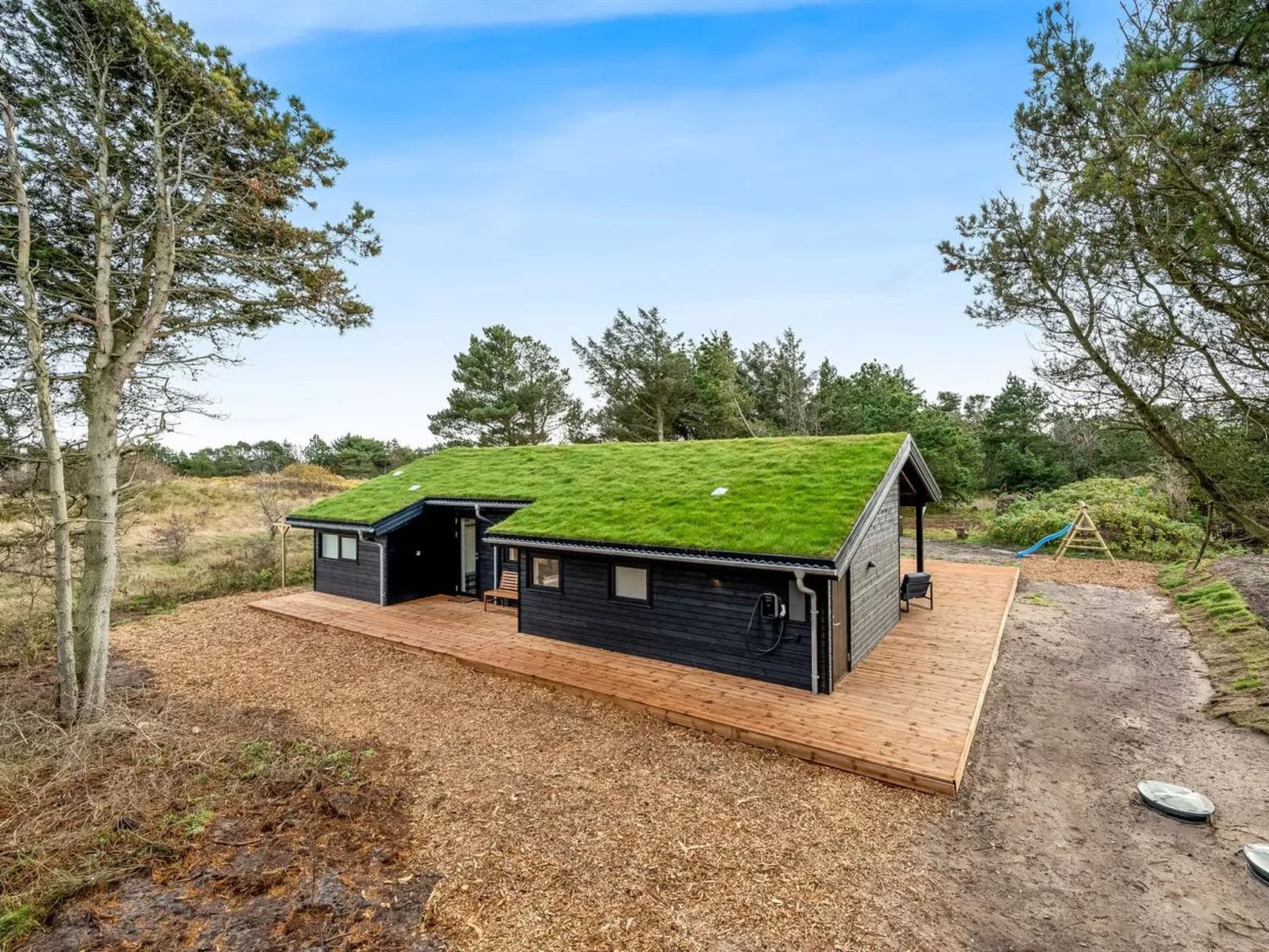 "Elisenda" - 625m from the sea