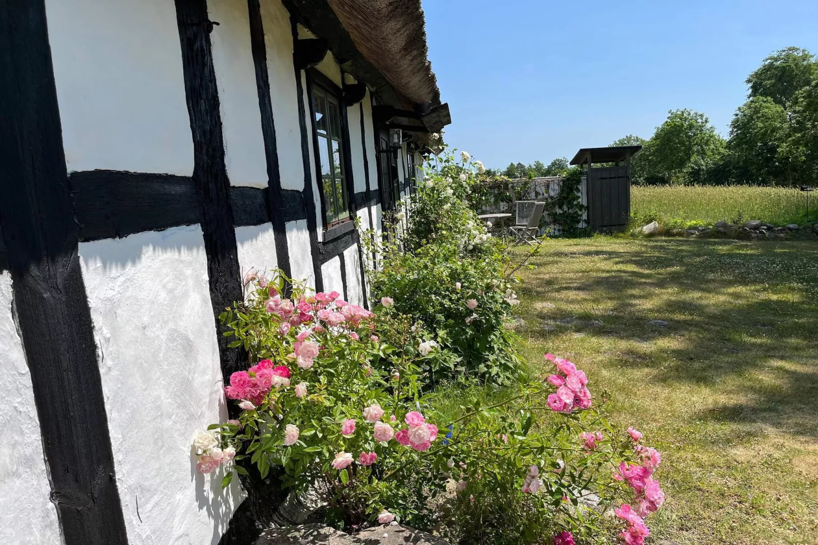 Houten huisje met rustieke charme