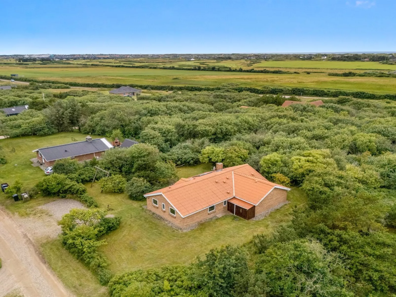 "Dorithea" - 1.3km from the sea