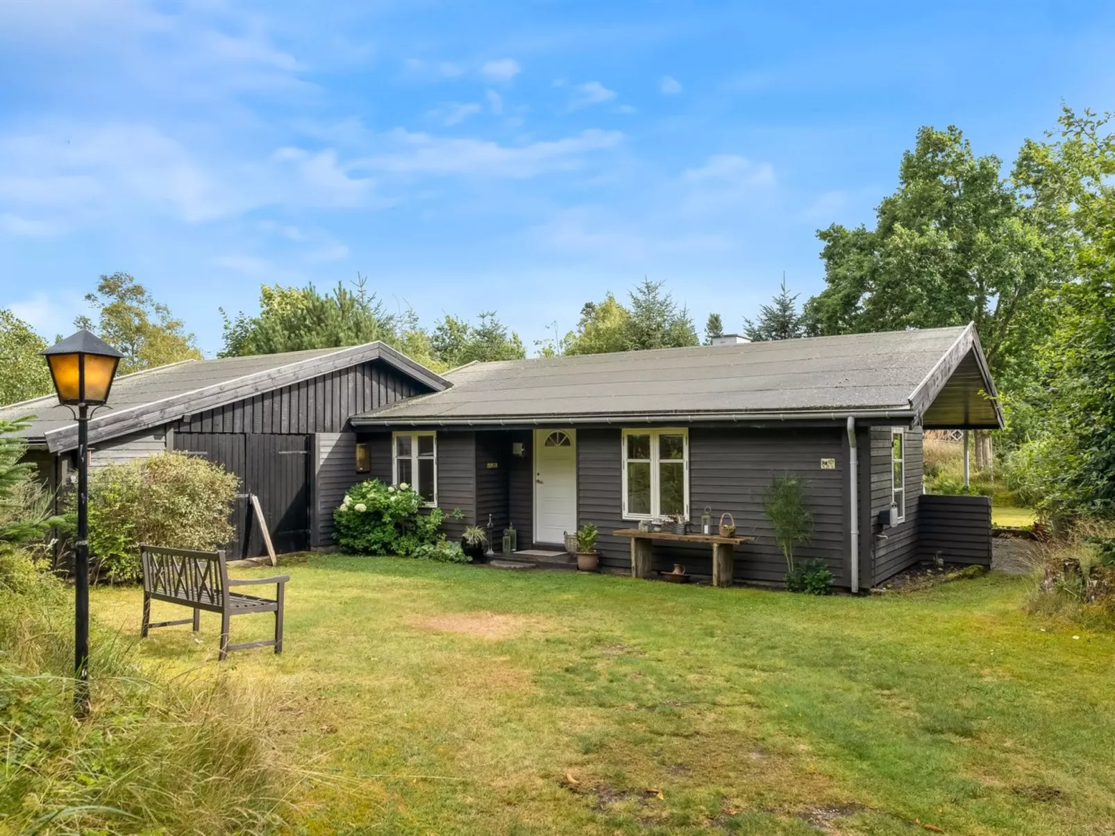 "Ellinore" -  from the sea