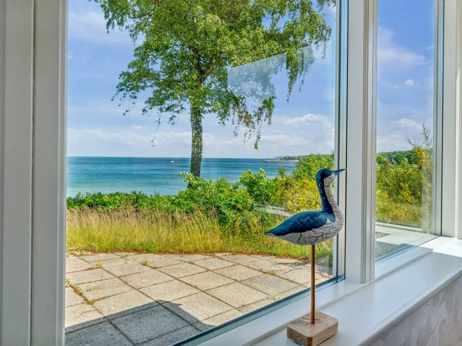 "Throtti" - 50m from the sea