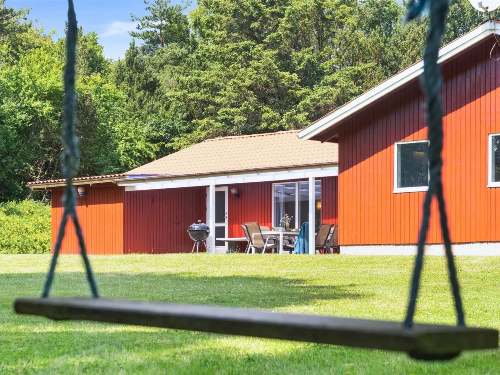 "Paulus" - 375m from the sea