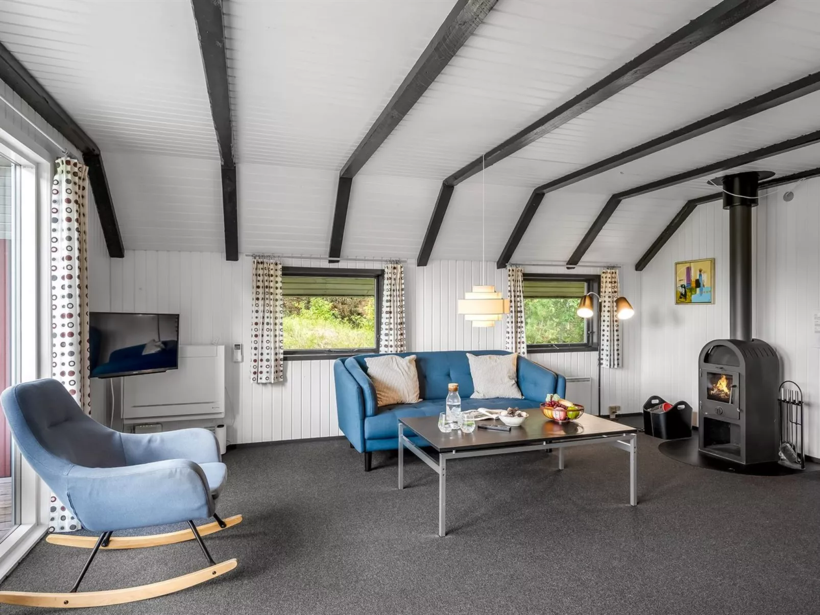 "Gyrial" - 2km from the sea