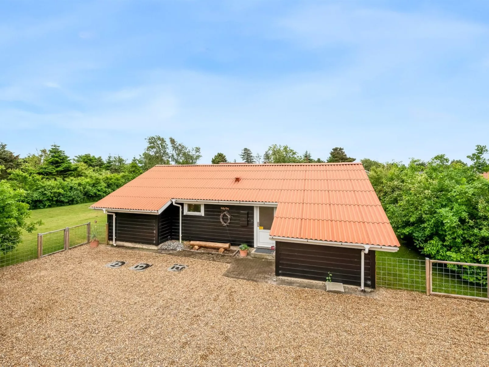 "Tian" - 400m to the fjord