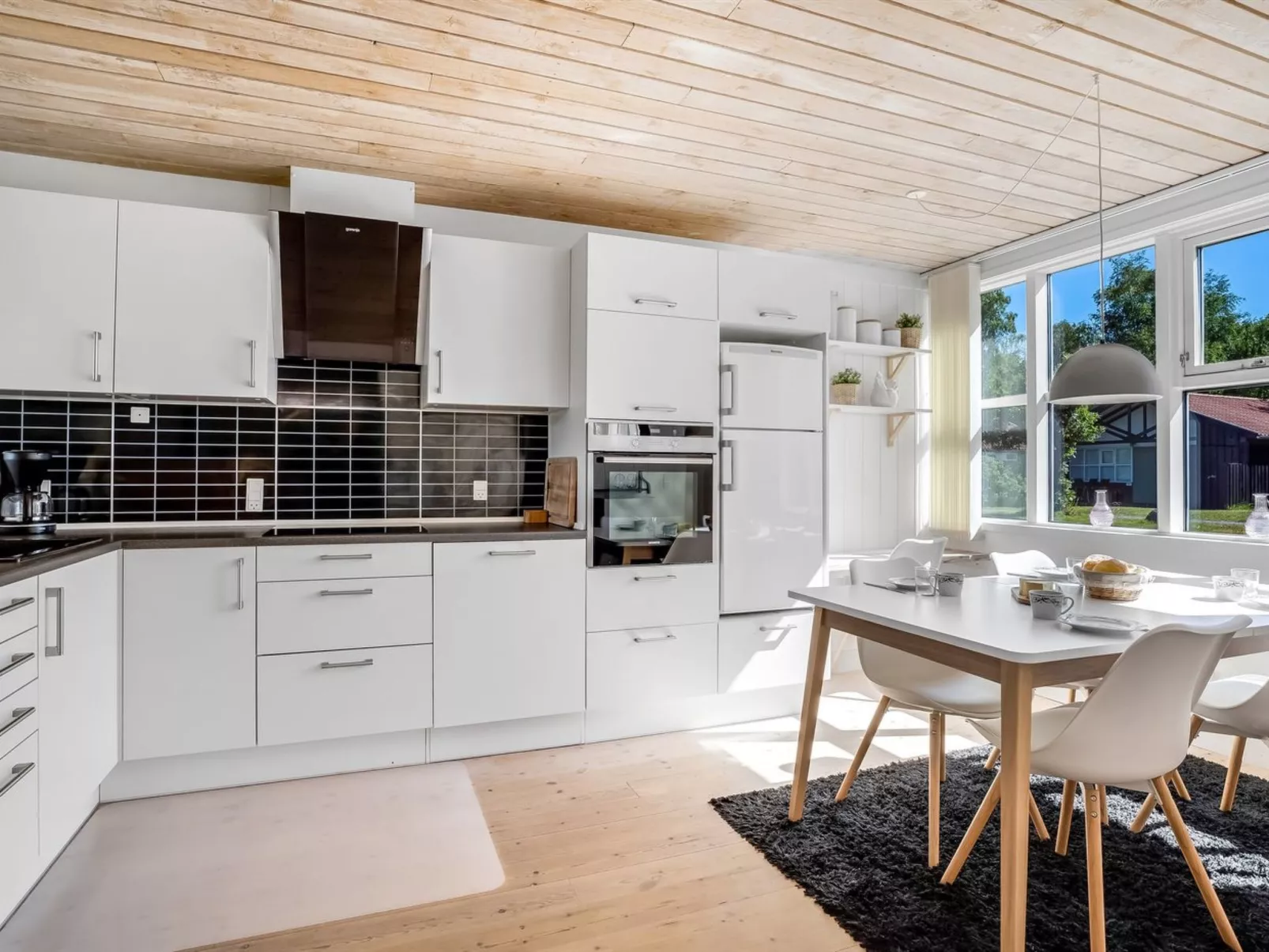 "Clea" - 300m from the sea