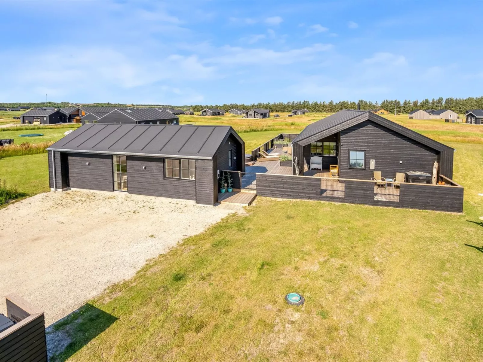 "Inola" - 1km from the sea