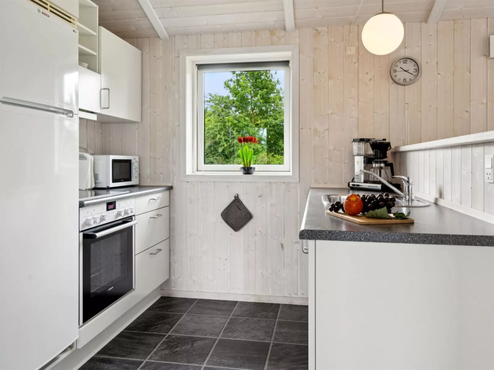 "Tayana" - 700m from the sea