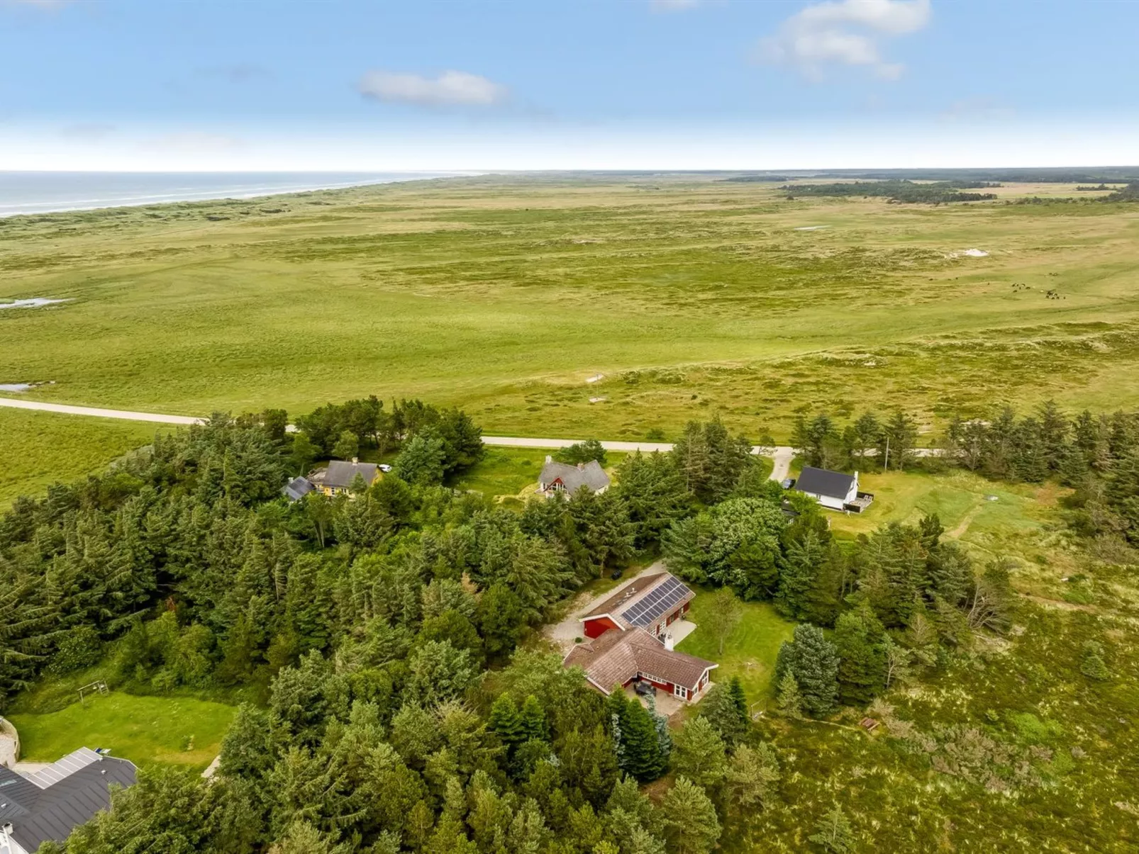 "Aisling" - 700m from the sea