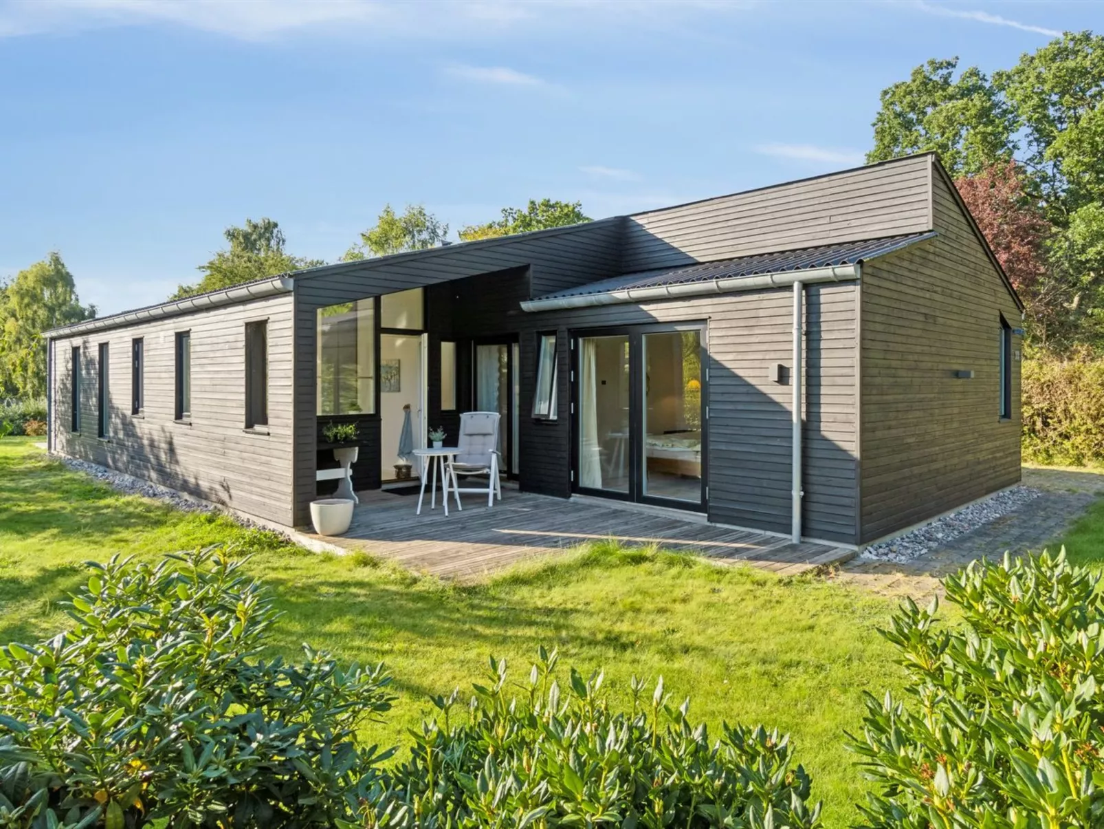 "Annlisa" - 750m from the sea