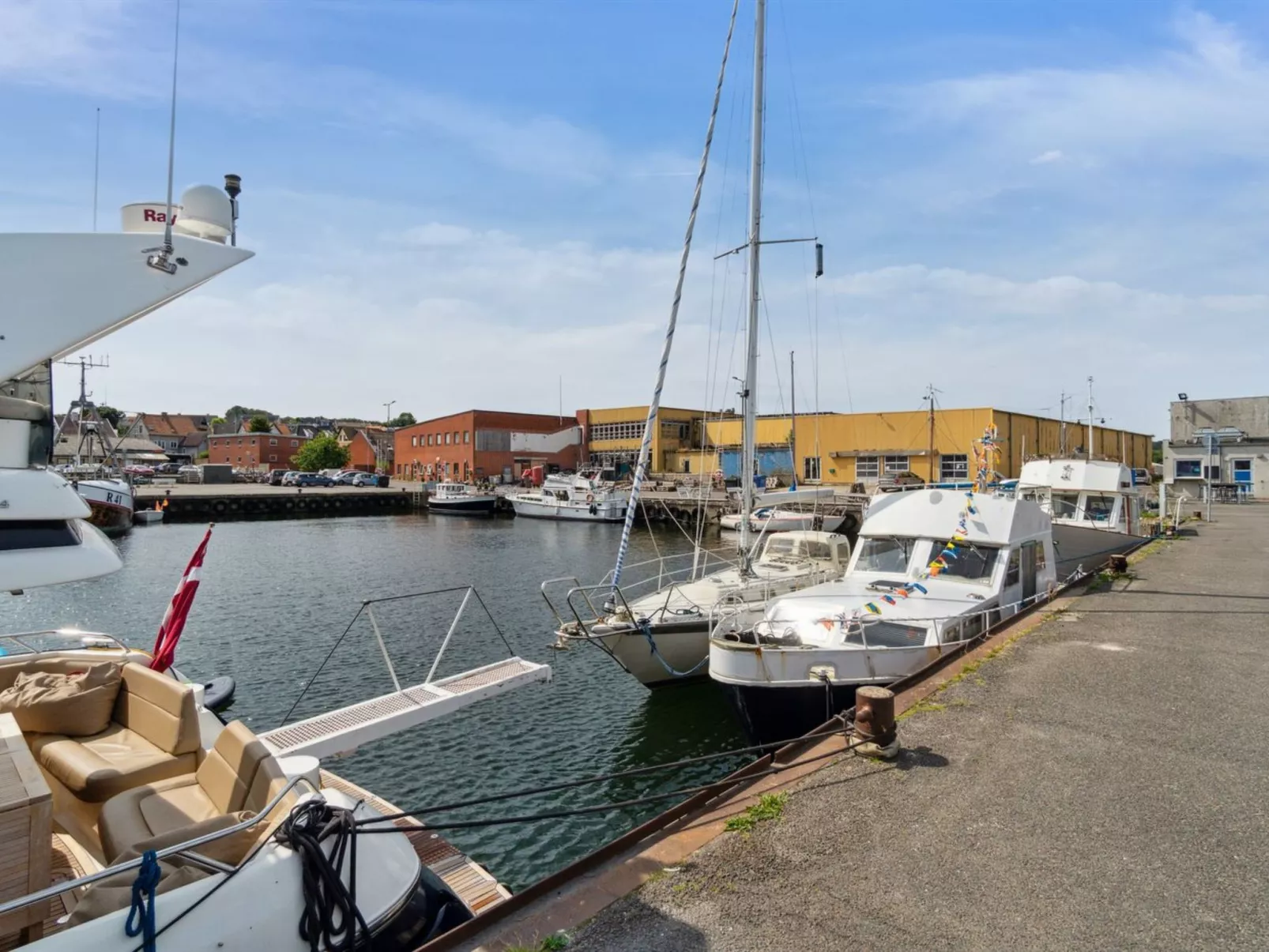 "Sverkel" - 100m from the sea